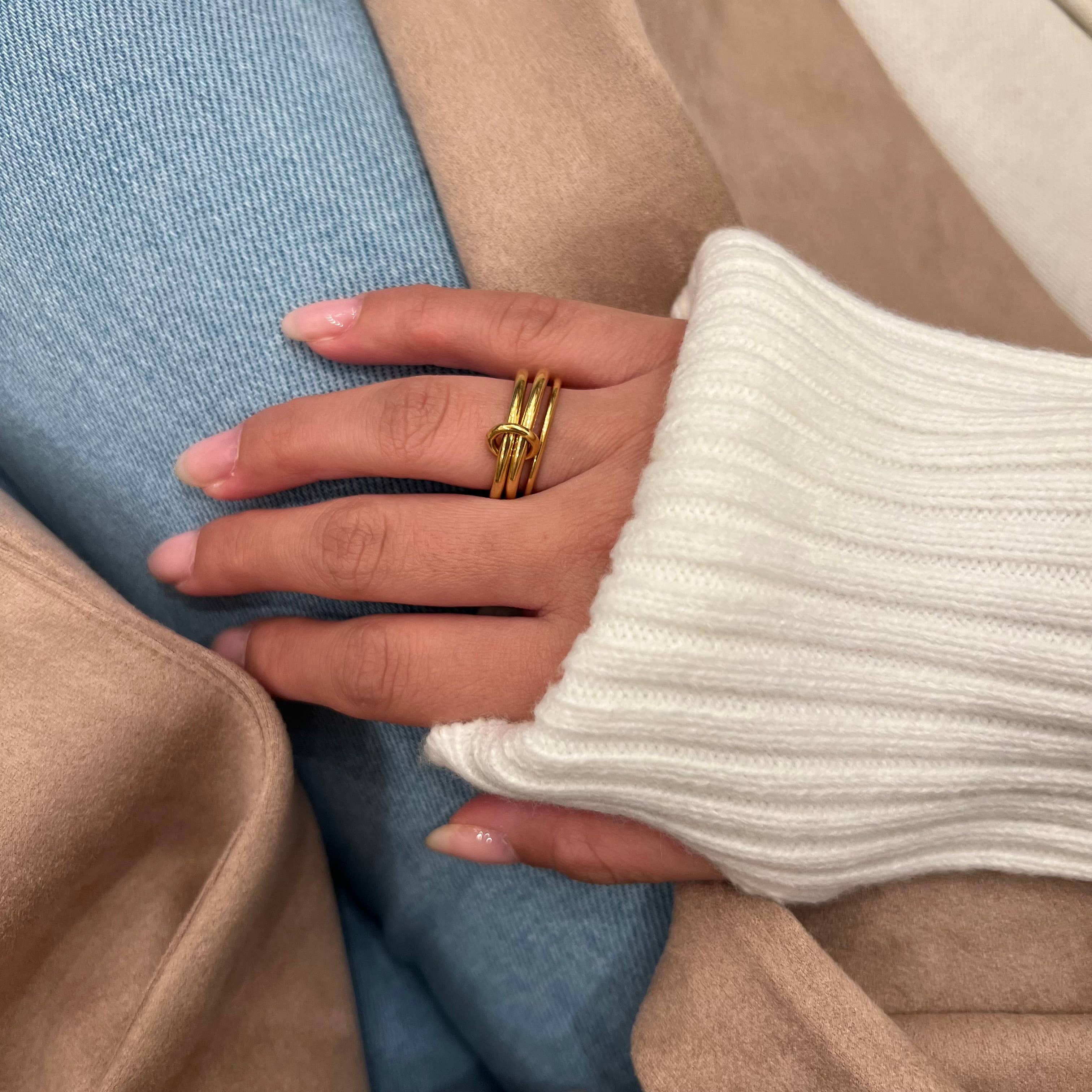OL | Evelyn Stack Ring