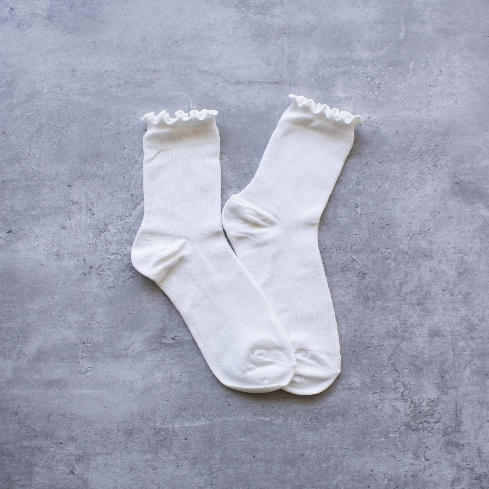 TO | Wednesday Ruffle Socks