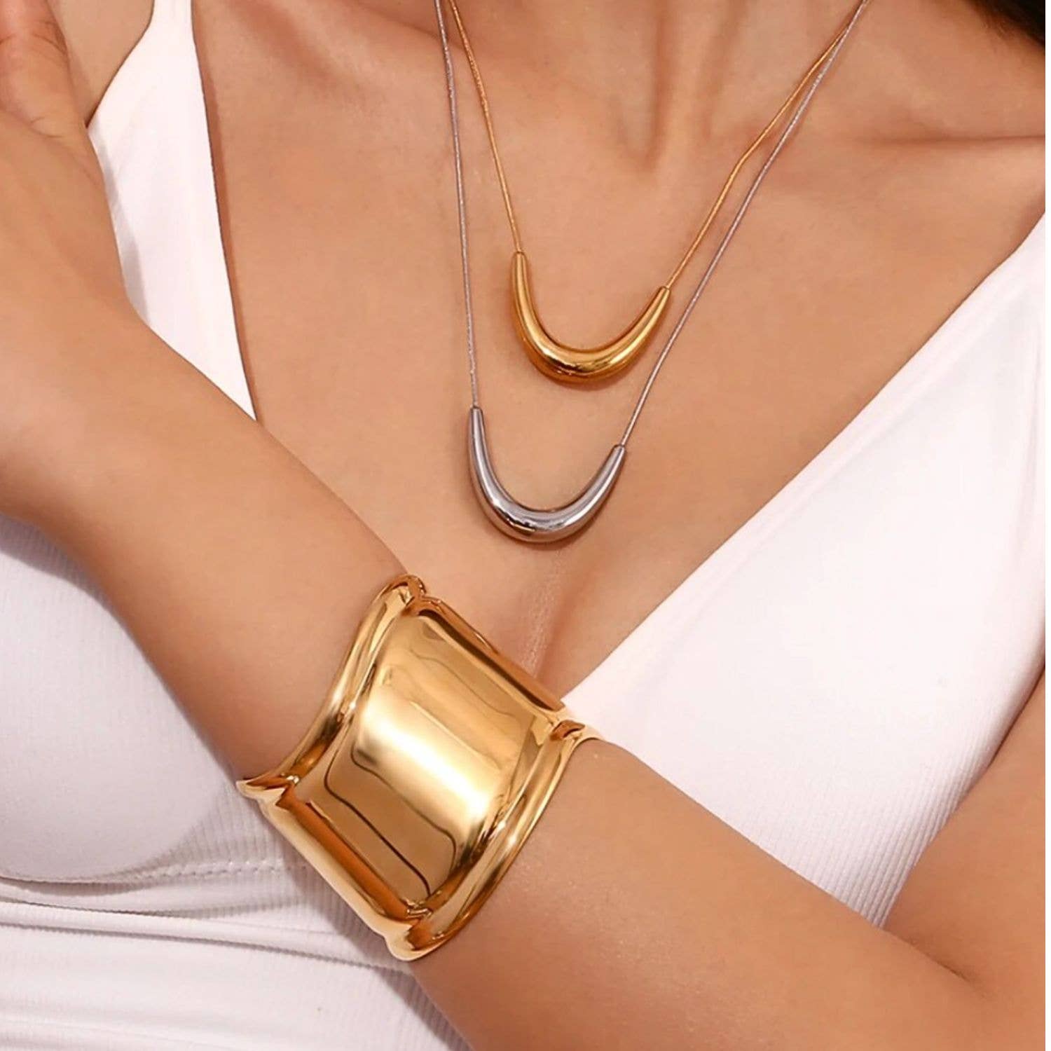 OL | Bold Statement Gold Cuff Bracelet