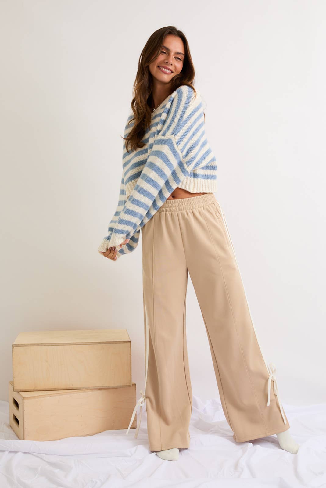 LL | Bow Detail Track Pants