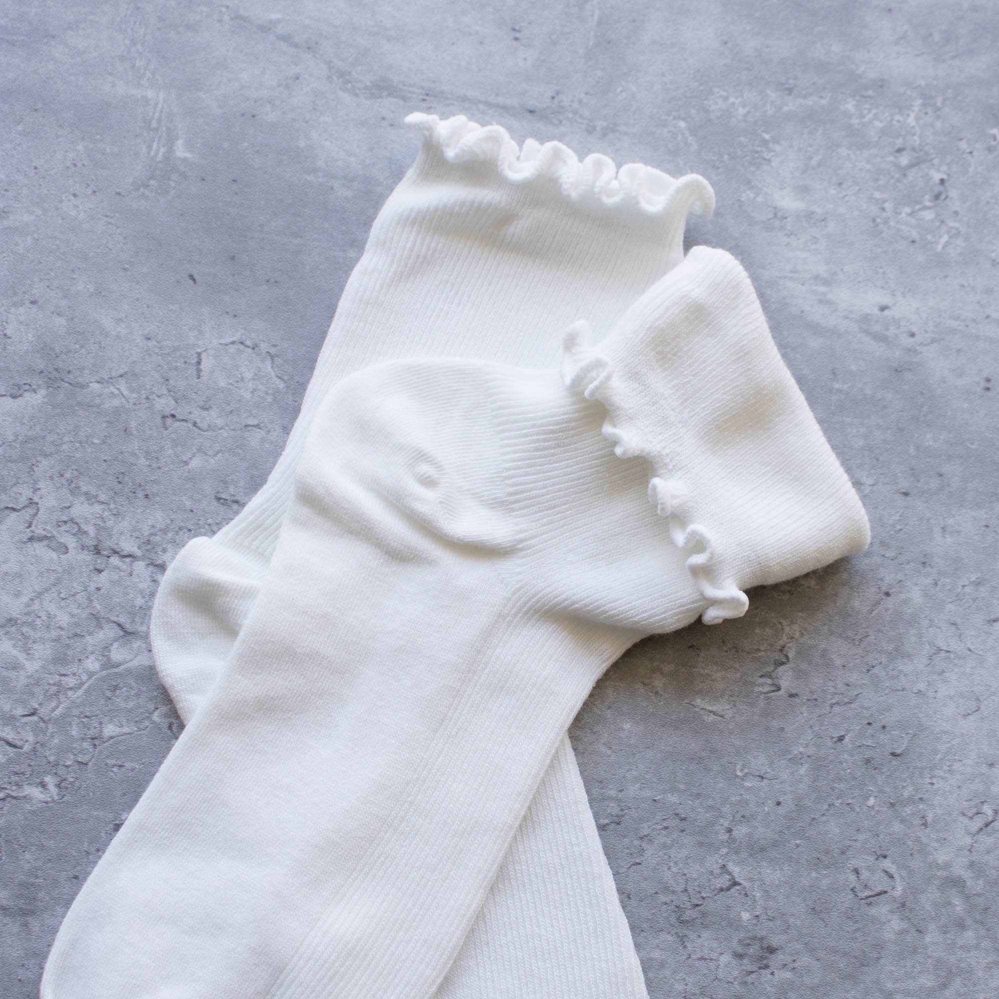 TO | Wednesday Ruffle Socks
