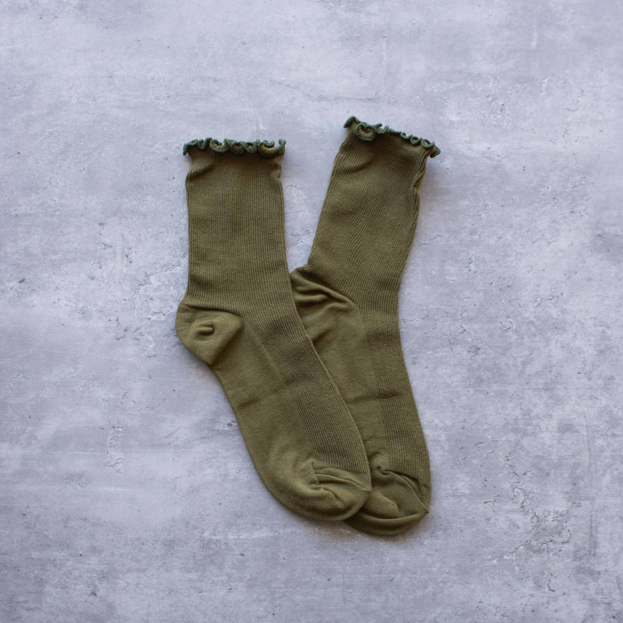 TO | Wednesday Ruffle Socks