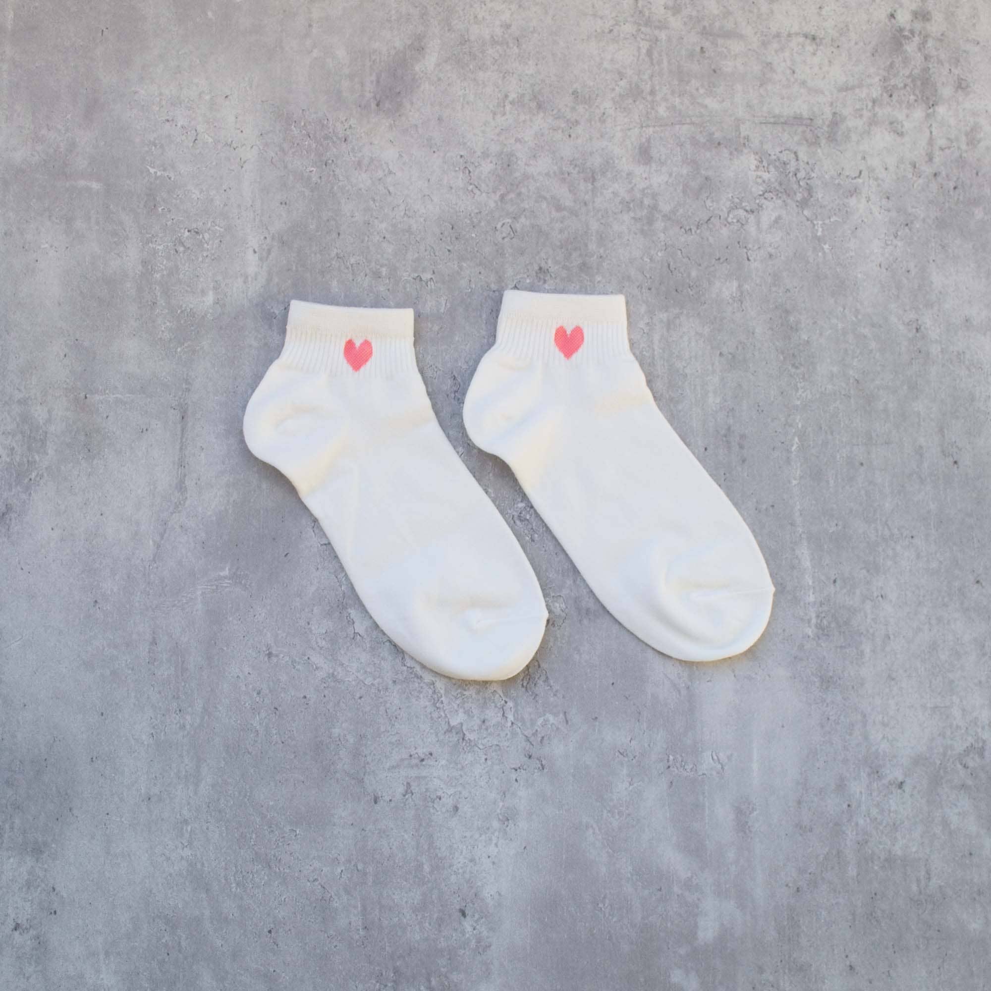 T | One Size | Mini Heart Ankle Socks