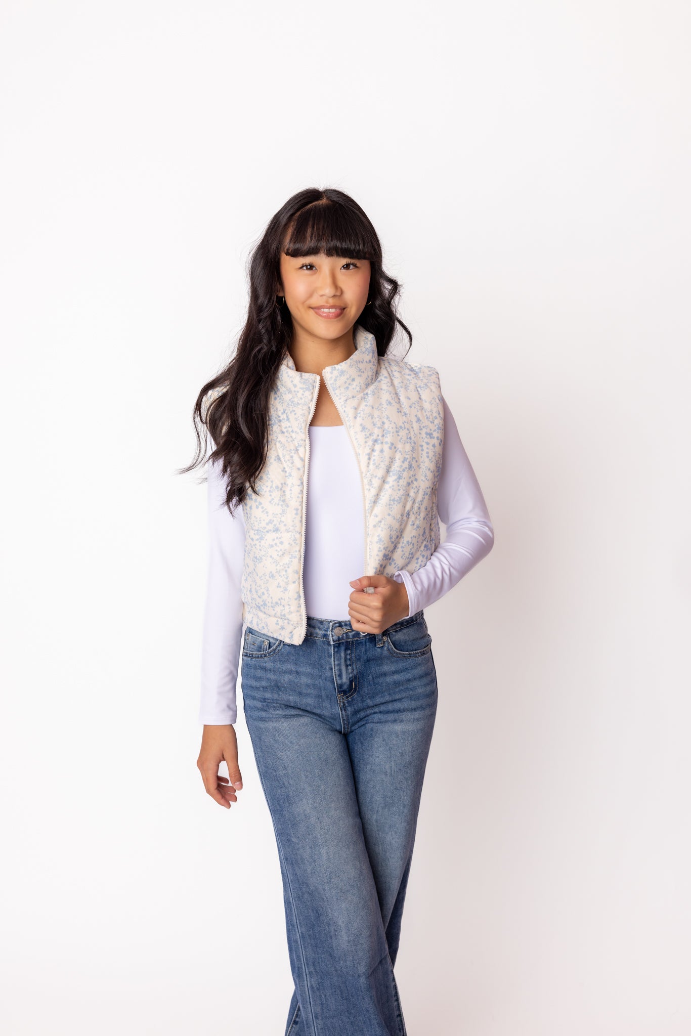 KJ | TWEEN | Snowy Vest Glacier Bloom