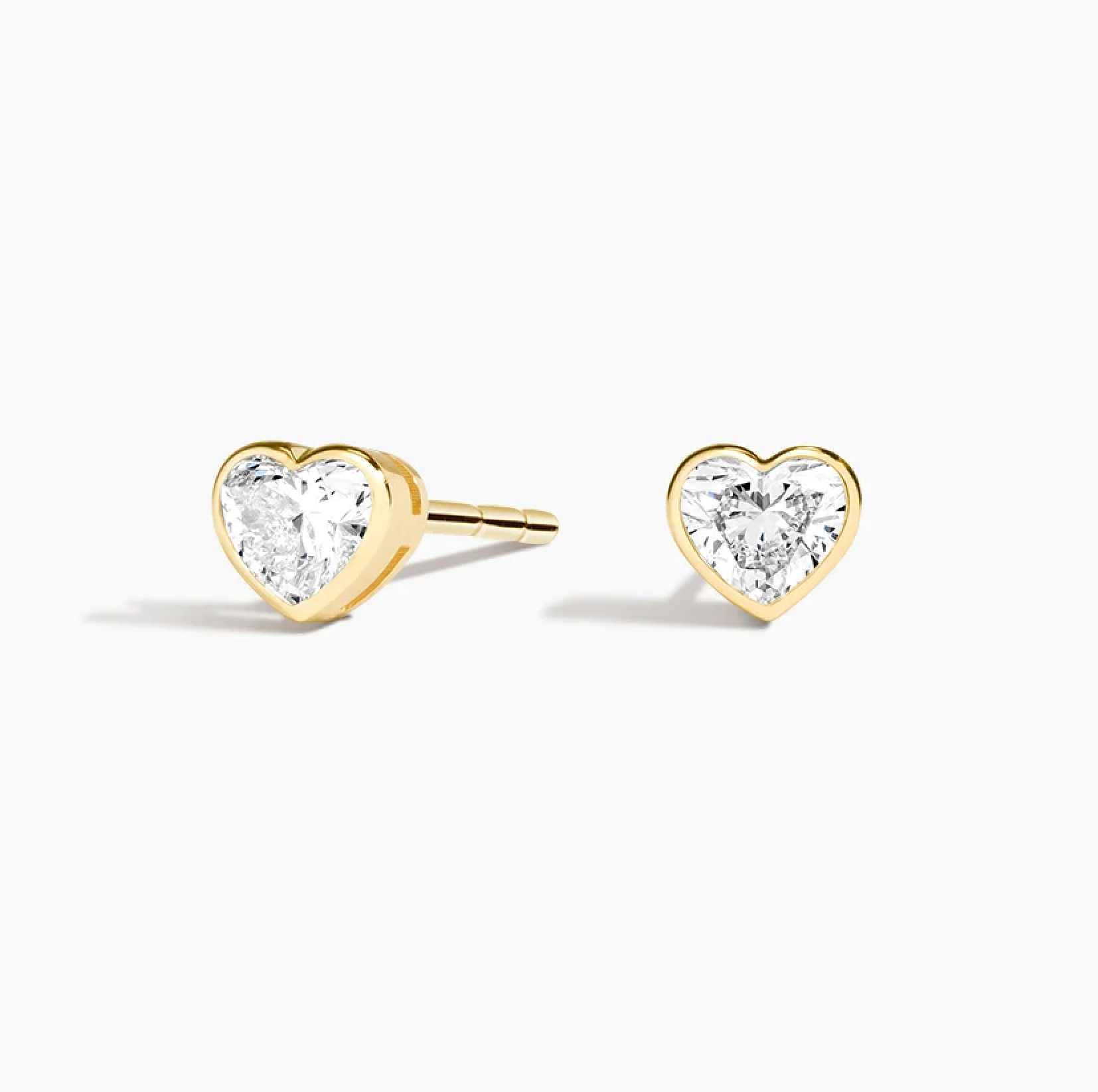 LF | No. 40 | Lab Diamond Heart Bezel Studs