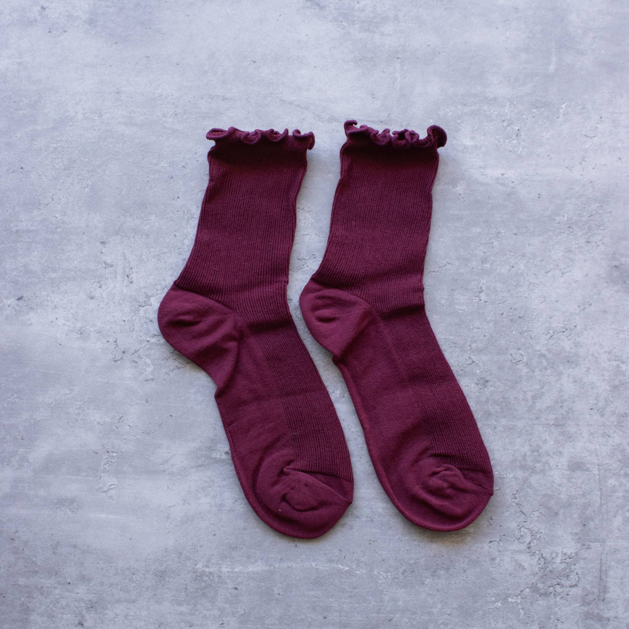 TO | Wednesday Ruffle Socks