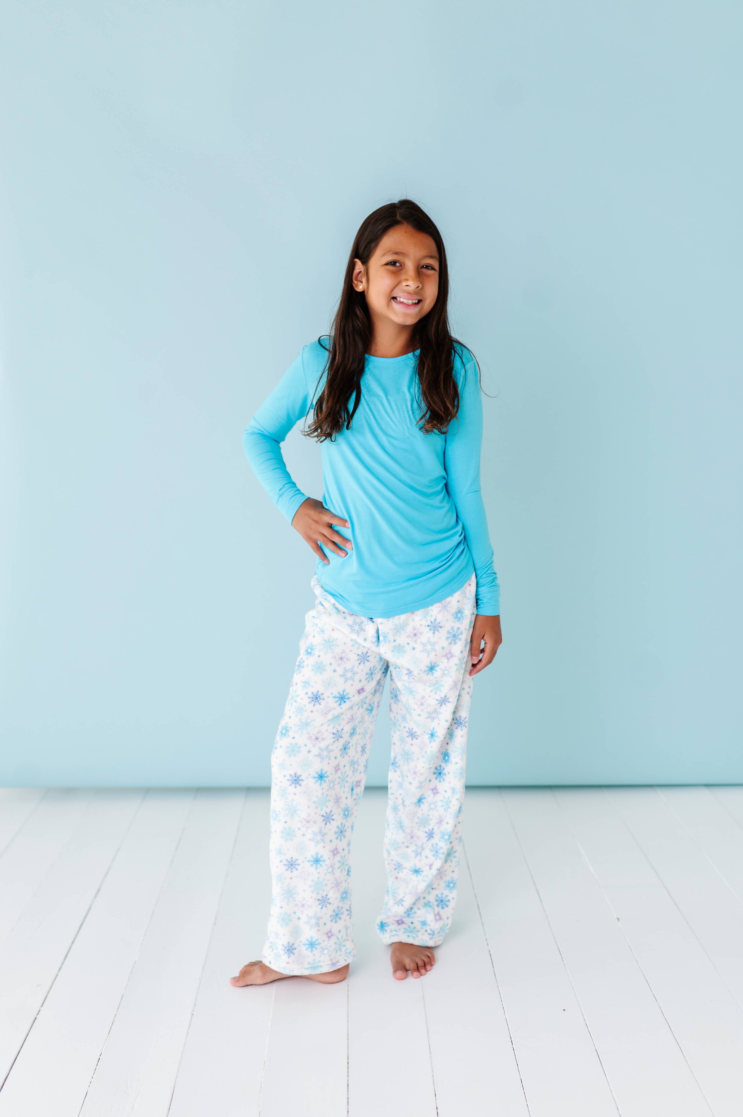 MM | Plush Pants-Snowflake