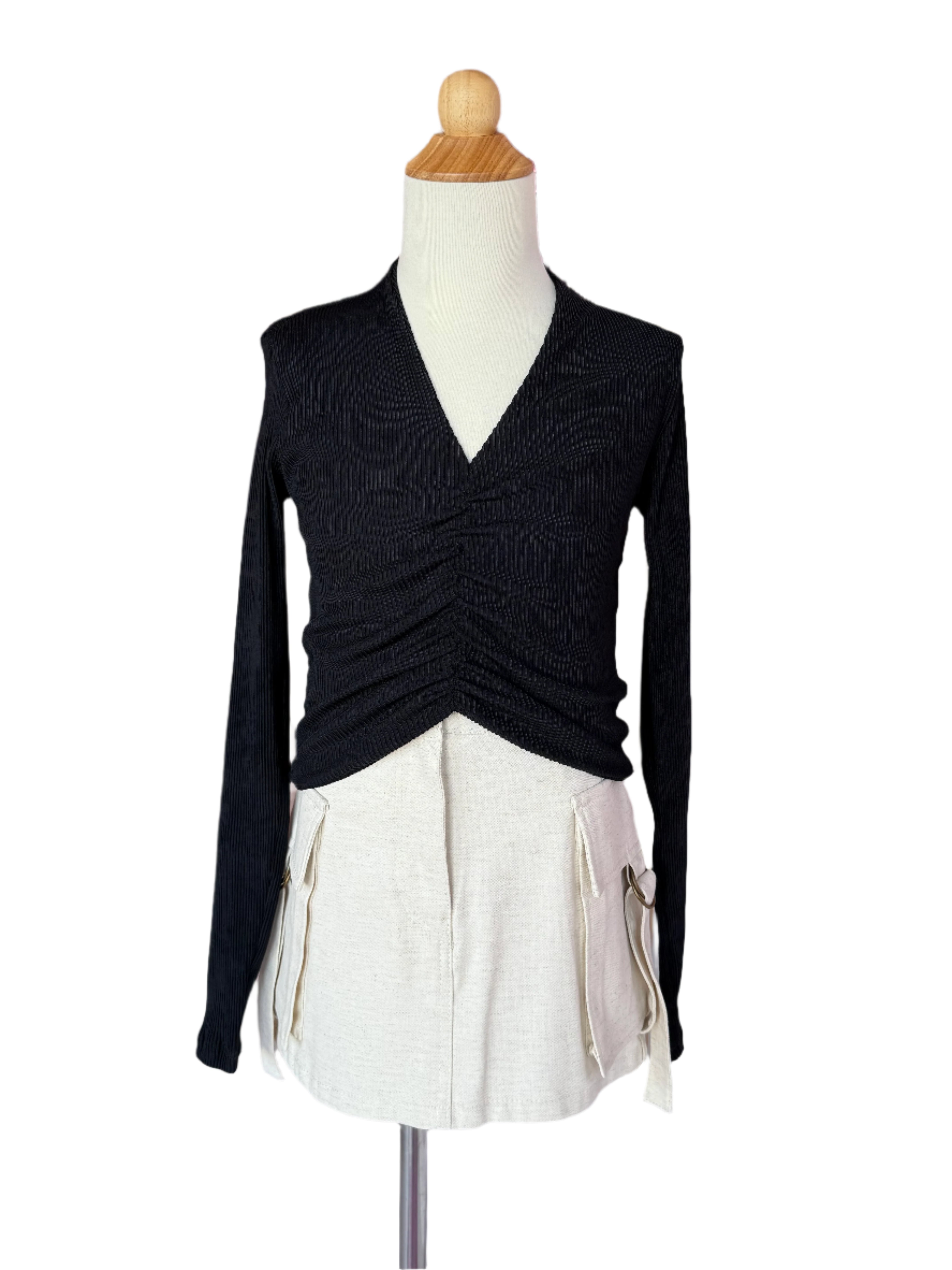 IS | Black Long Sleeve VNeck Top