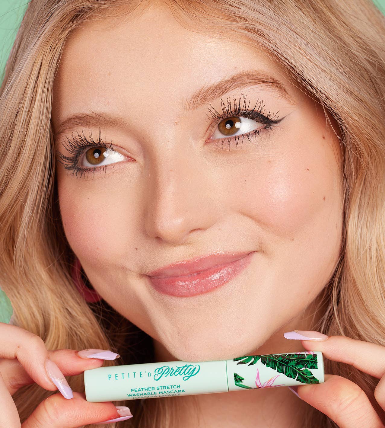PNP | Feather Stretch Washable Mascara| Tubing Mascara