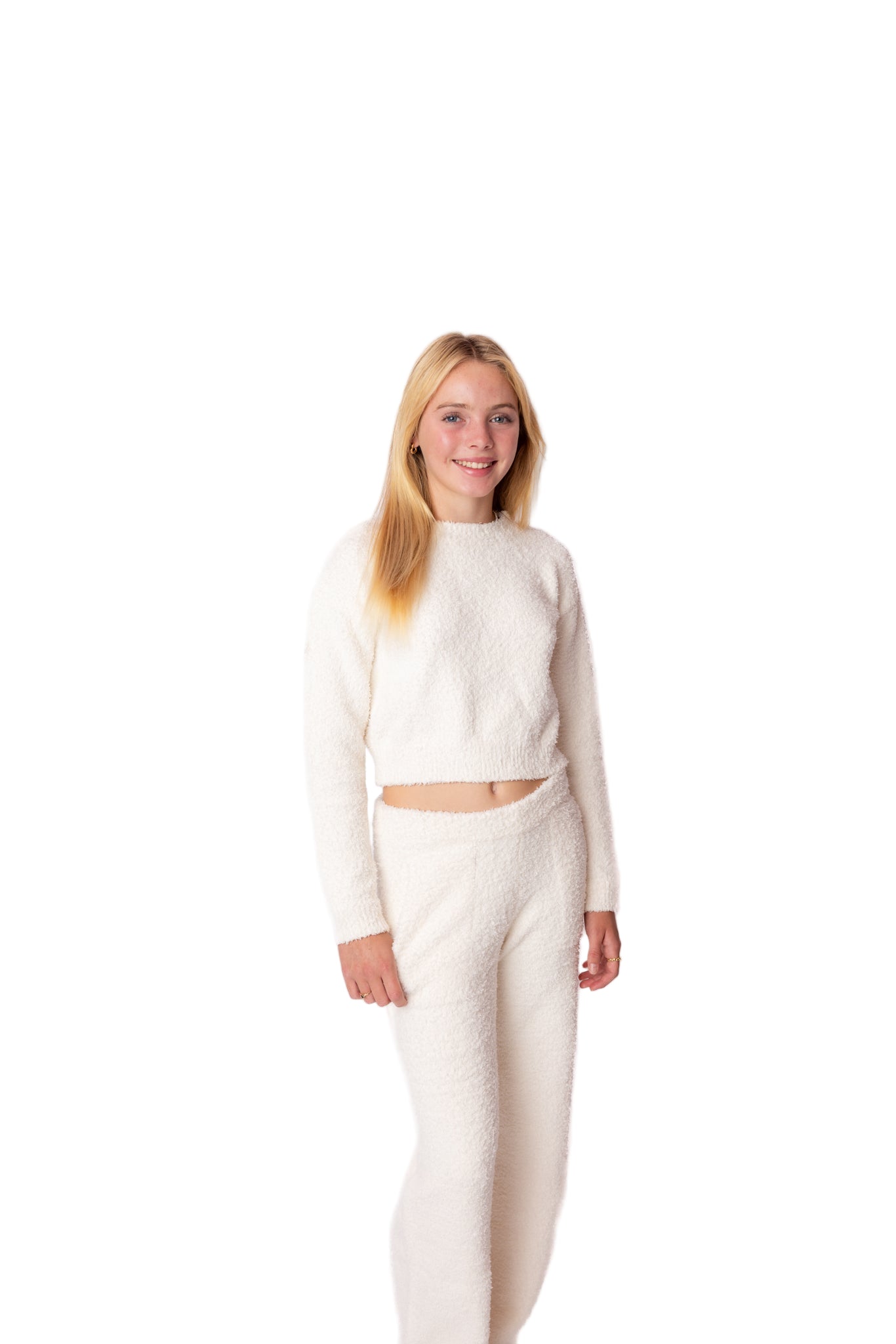 Travel set alo dupe for teens and tweens from Tenly sold at  viral on line shop for teen fashion leypop shoppe