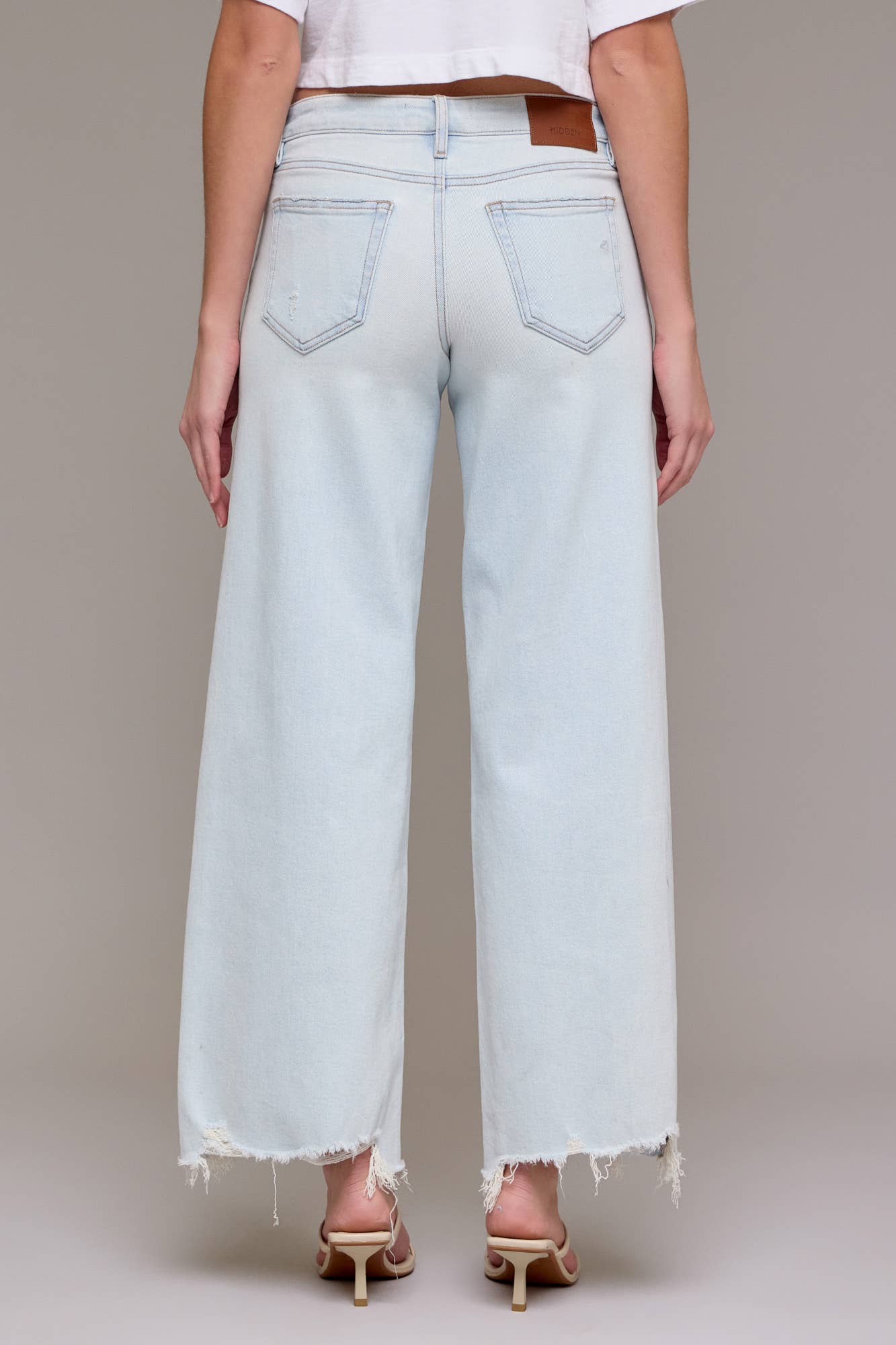 H | Super Light Inseam Mid rise Wide Leg